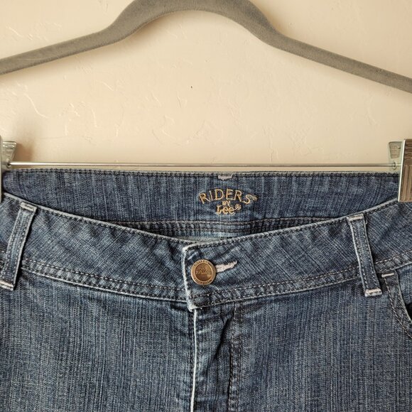 Riders by Lee Plus Size Dark Wash Capri Jeans - Picture 2 of 8